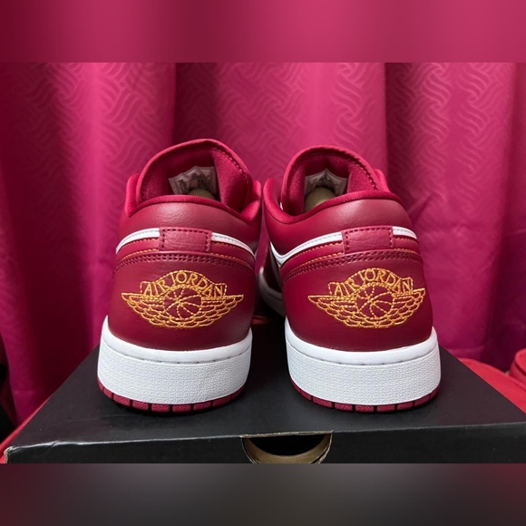 AIR JORDAN 1 LOW "CARDINAL" MEN'S US SIZE 11.5 BRAND NEW IN BOX - Picture 6 of 8